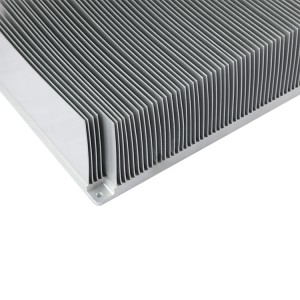 Skived fin heat sink
